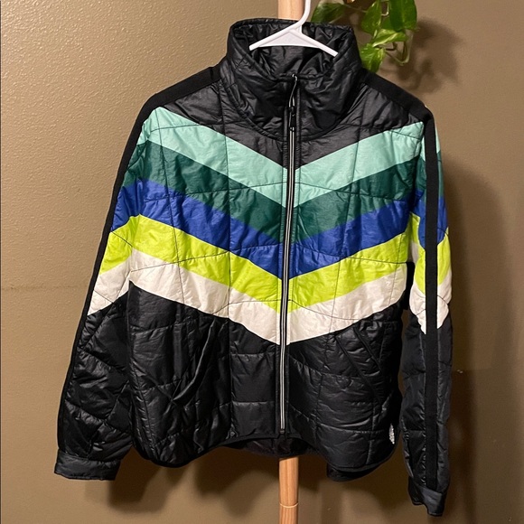 NWT Free People Pippa Packable Puffer in Camper Stripes - Picture 4 of 11